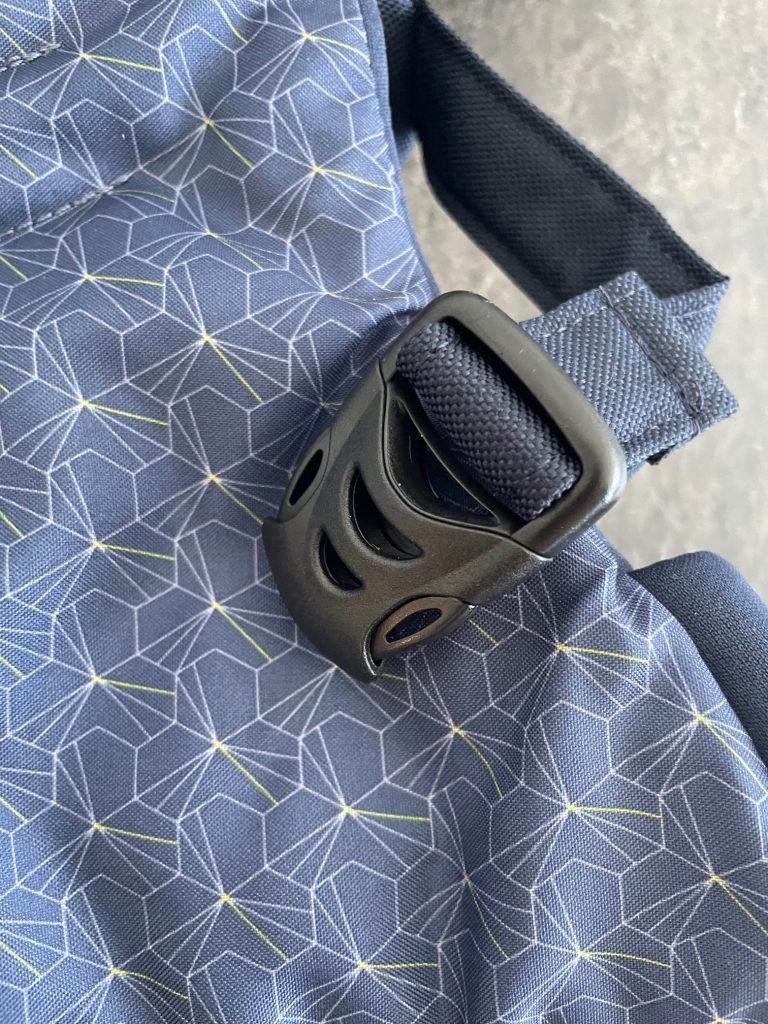 Chicco EasyFit Babytrage Verschluss