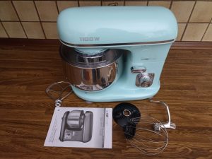 Clatronic KM 3711 Küchenmaschine, Lieferumfang