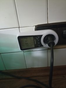 Clatronic KM 3711 Küchenmaschine, Messen der Leistung in Watt