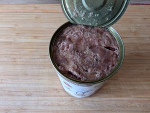 GranataPet Lieblings Mahlzeit Hundefutter Dose geöffnet