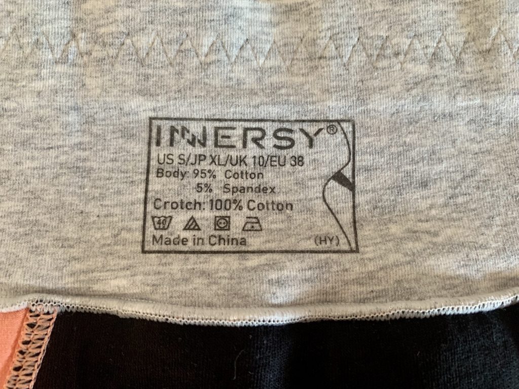 INNERSY Periodenunterwäsche Nahaufnahme Waschanleitung