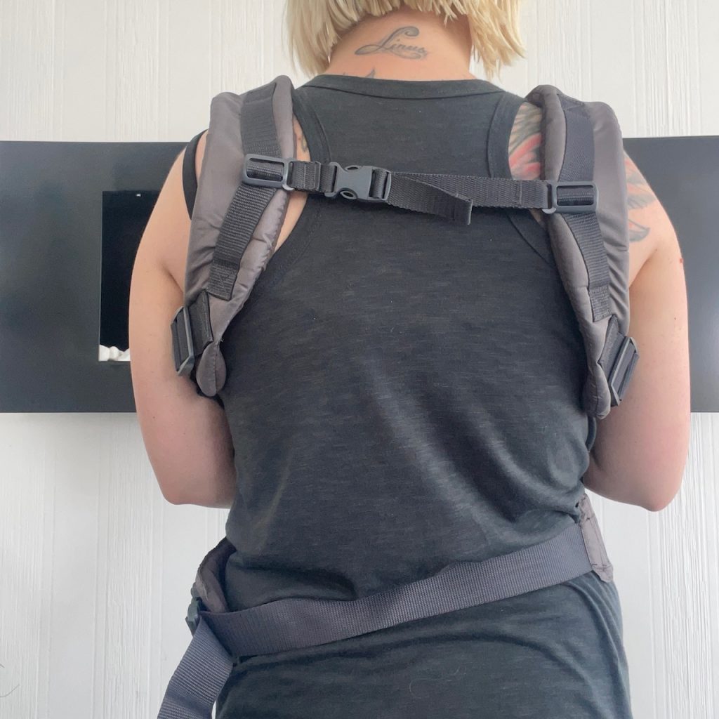 Infantino Flip Advanced Babytrage Rückansicht