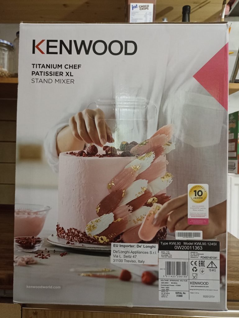 Kenwood Titanium Chef Patissier XL Küchenmaschine, Verpackung Seitenansicht 2