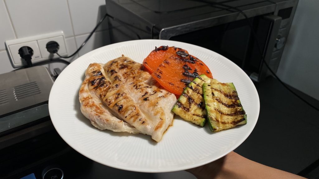 Klamer-Kontaktgrill Grillteller Nahaufnahme