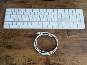 Lieferumfang der Apple Magic Tastatur