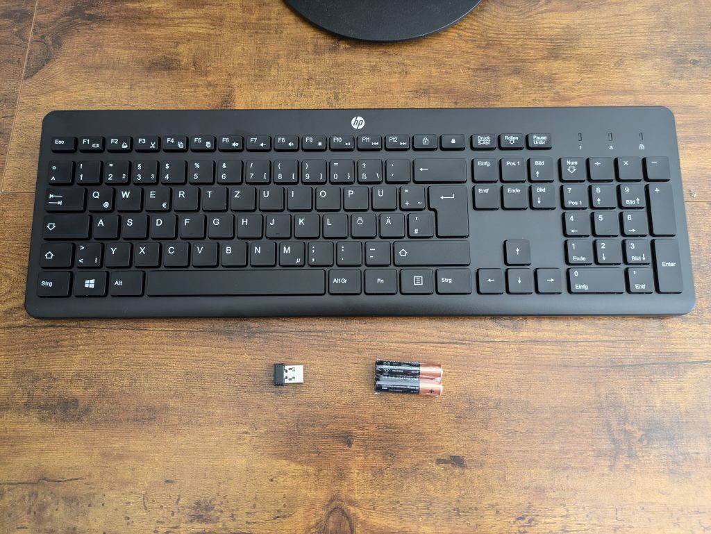 Lieferumfang der HP 230 Tastatur