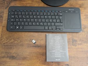 Lieferumfang der Microsoft All-in-One Media Tastatur