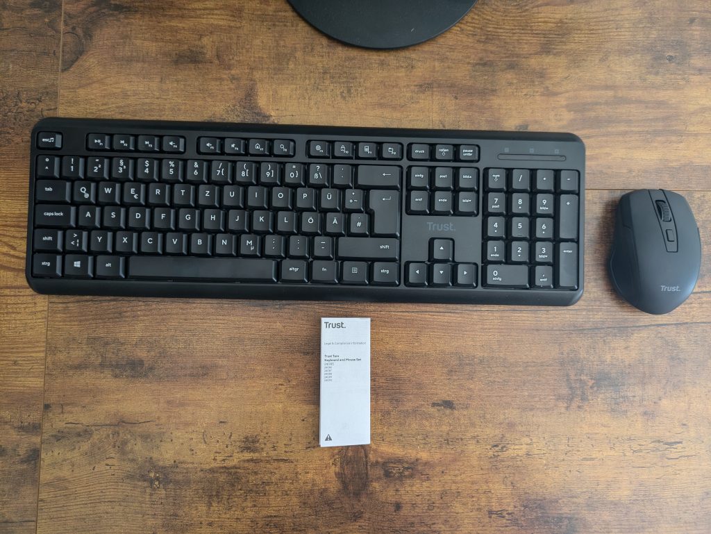 Lieferumfang der Trust Ymo Tastatur