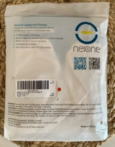 Neione by Intimate Portal Periodenunterschwäsche in der Verpackung von hinten