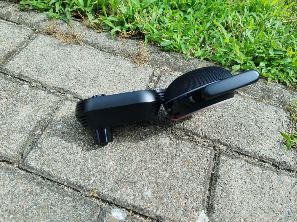Nextbase-IQ-Dashcam-von-der-Seite