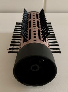 Remington AS8606 Warmluftbürste Nahaufnahme Rundbürset von hinten
