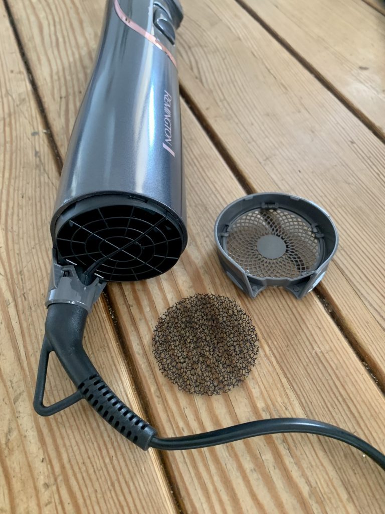Remington AS8606 Warmluftbürste mit herausgenommenem Filter