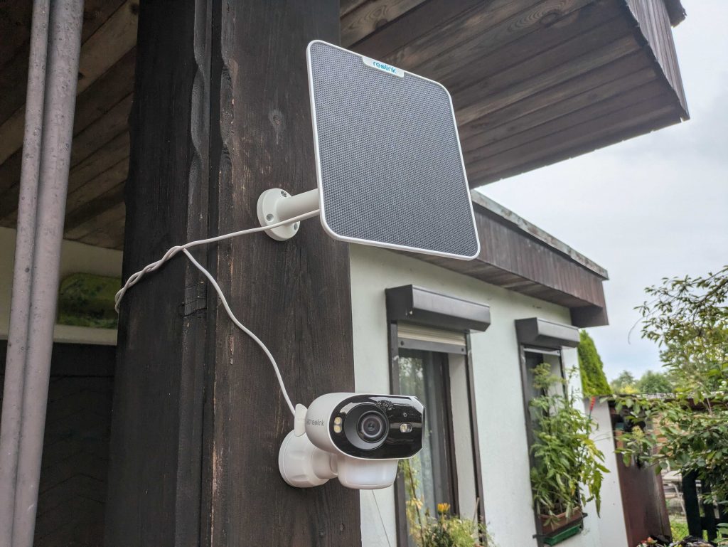 Reolink Argus 4 Pro+ Überwachungskamera mit Solarpanel