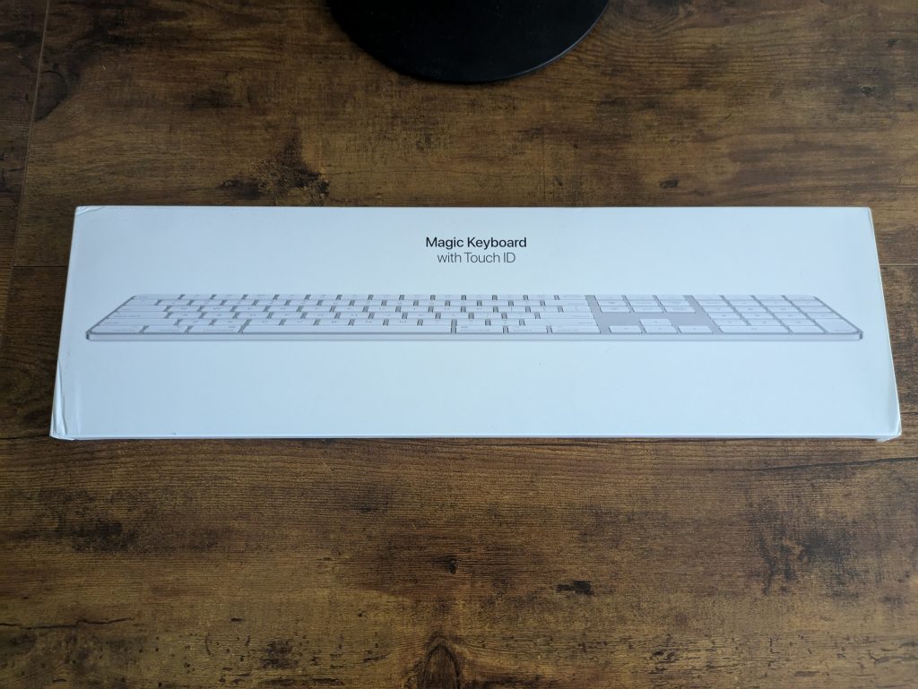 Verpackung der Apple Magic Tastatur von vorne