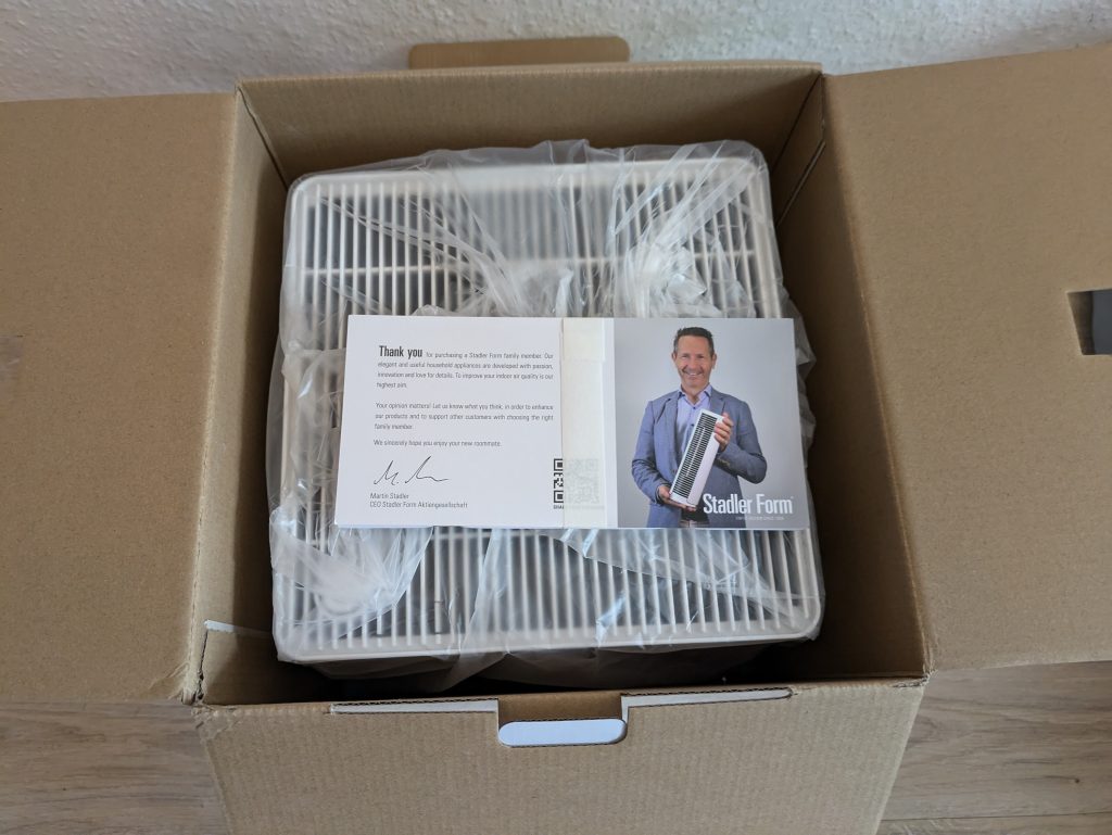 Verpackung des Stadler Form Oskar Luftbefeuchters geöffnet