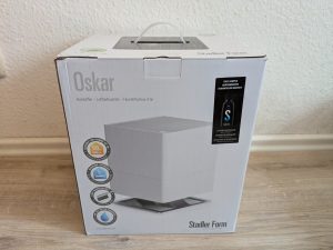 Verpackung des Stadler Form Oskar Luftbefeuchters von vorne