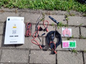 Wire-Kit-der-Nextbase-IQ-Dashcam-ausgepackt
