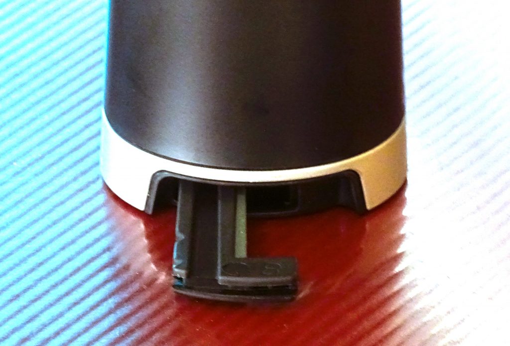 Zwilling V-Edge Messerschärfer Adapter herausziehen