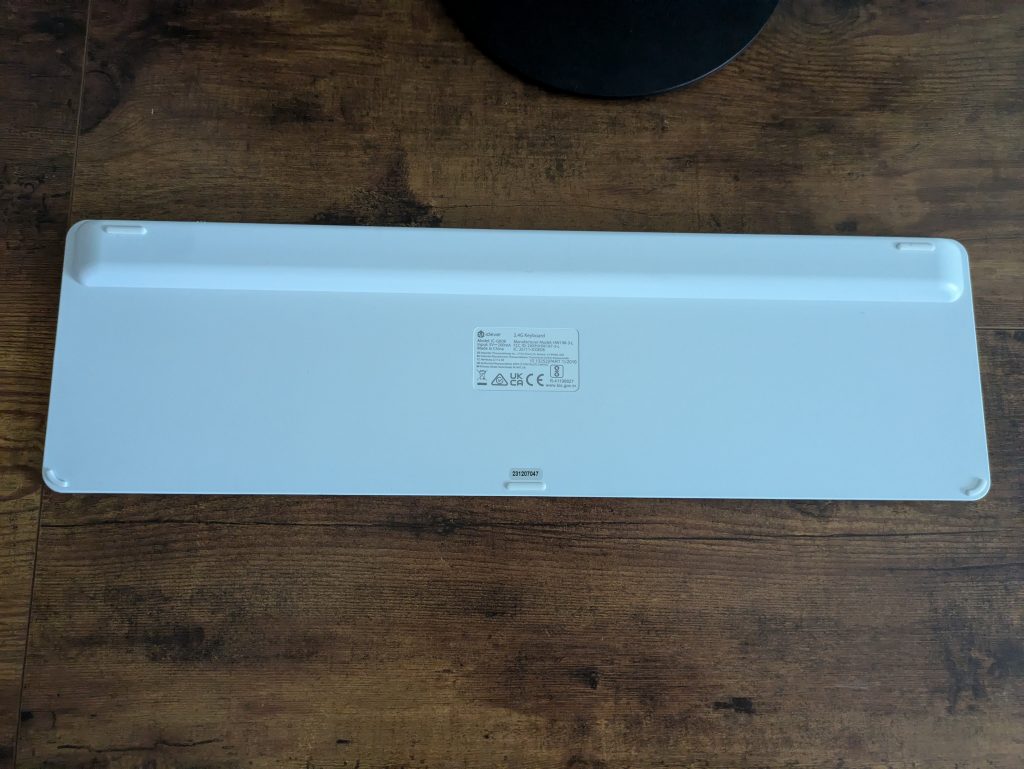 iClever GK08 Tastatur von unten