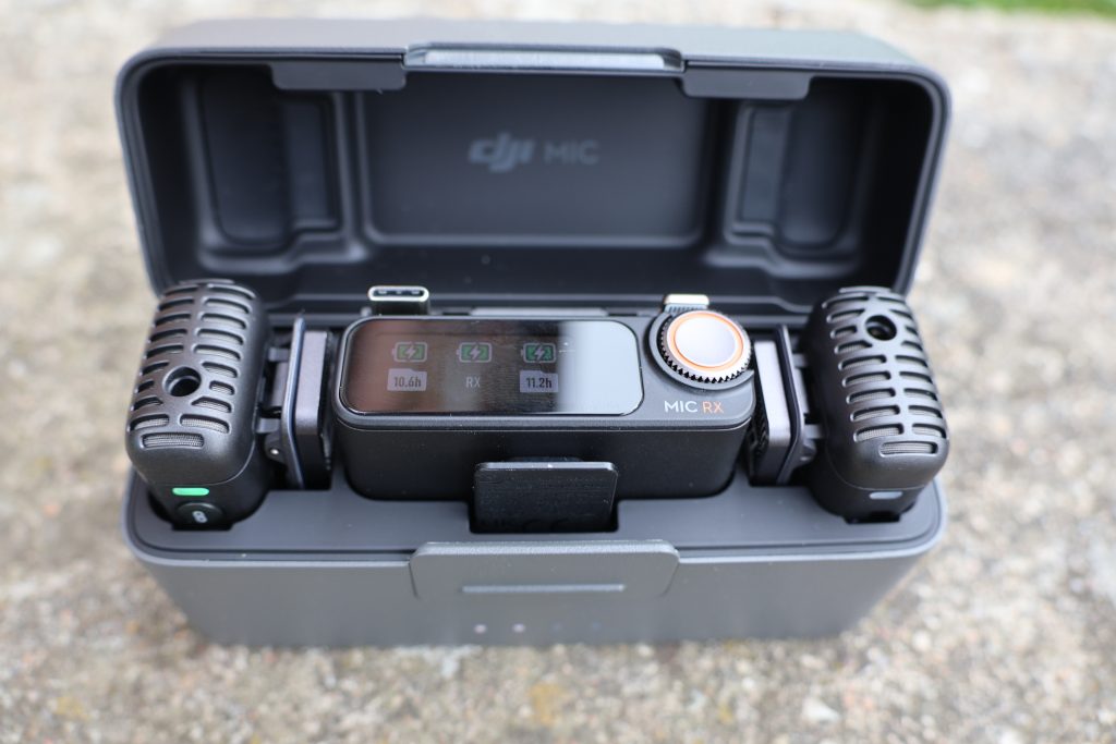 DJI Mic 2 Mikrofon Ladecase offen