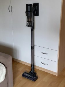 Proscenic P11 Mopping Akku-Staubsauger stehend