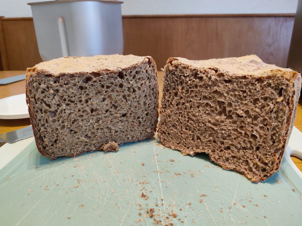 Tefal Pain & Délices PF240E Brotbackautomat fertiges Brot aufgeschnitten