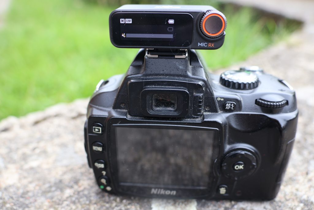 DJI Mic 2 Mikrofon Empfänger auf Kamera