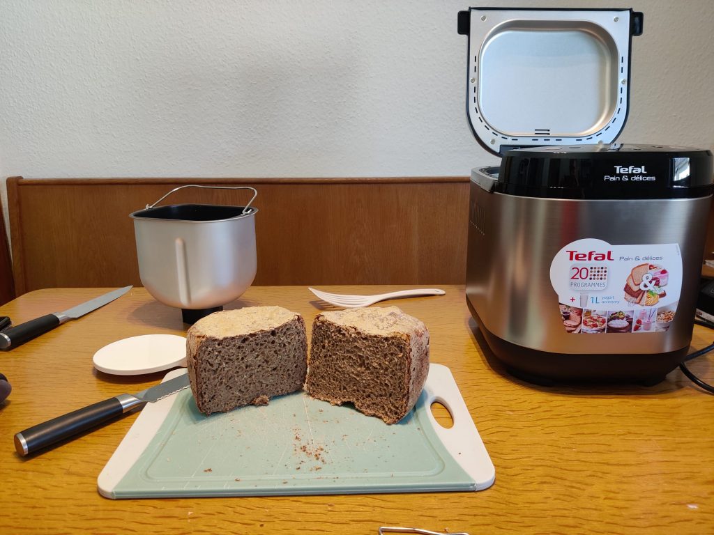 Tefal Pain & Délices PF240E Brotbackautomat Gesamtüberblick nach Backen