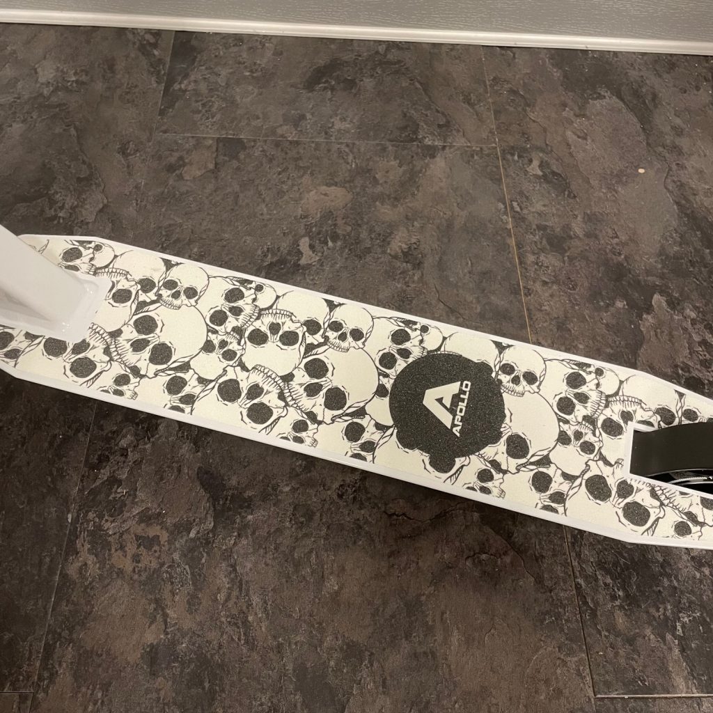 Apollo Stunt Scooter - Genius Pro Deck
