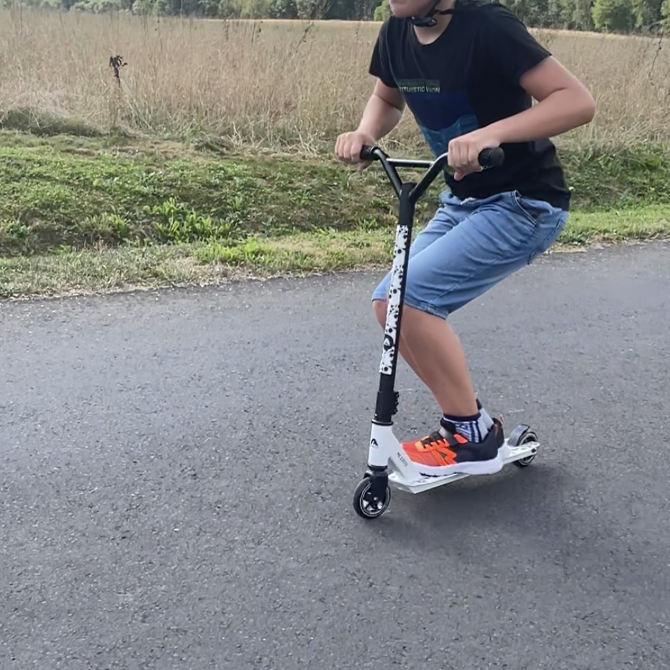 Apollo Stunt Scooter - Genius Pro Geschwindigkeit