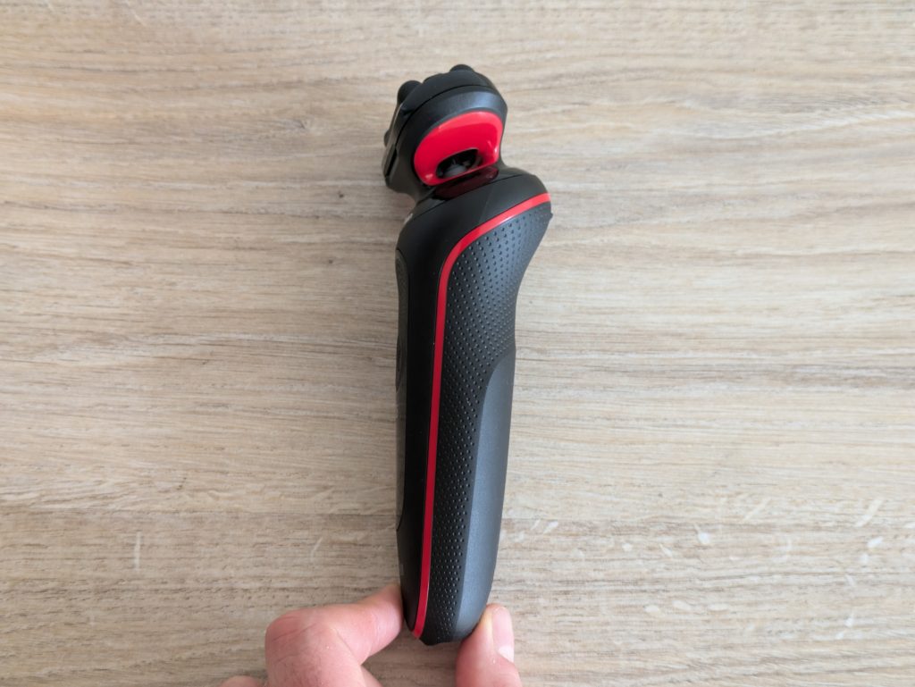 Braun Series 5 51-R1000s Rasierer von der linken Seite