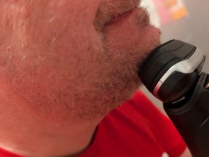 Braun Series 9 Pro+ Rasierer beim Rasieren