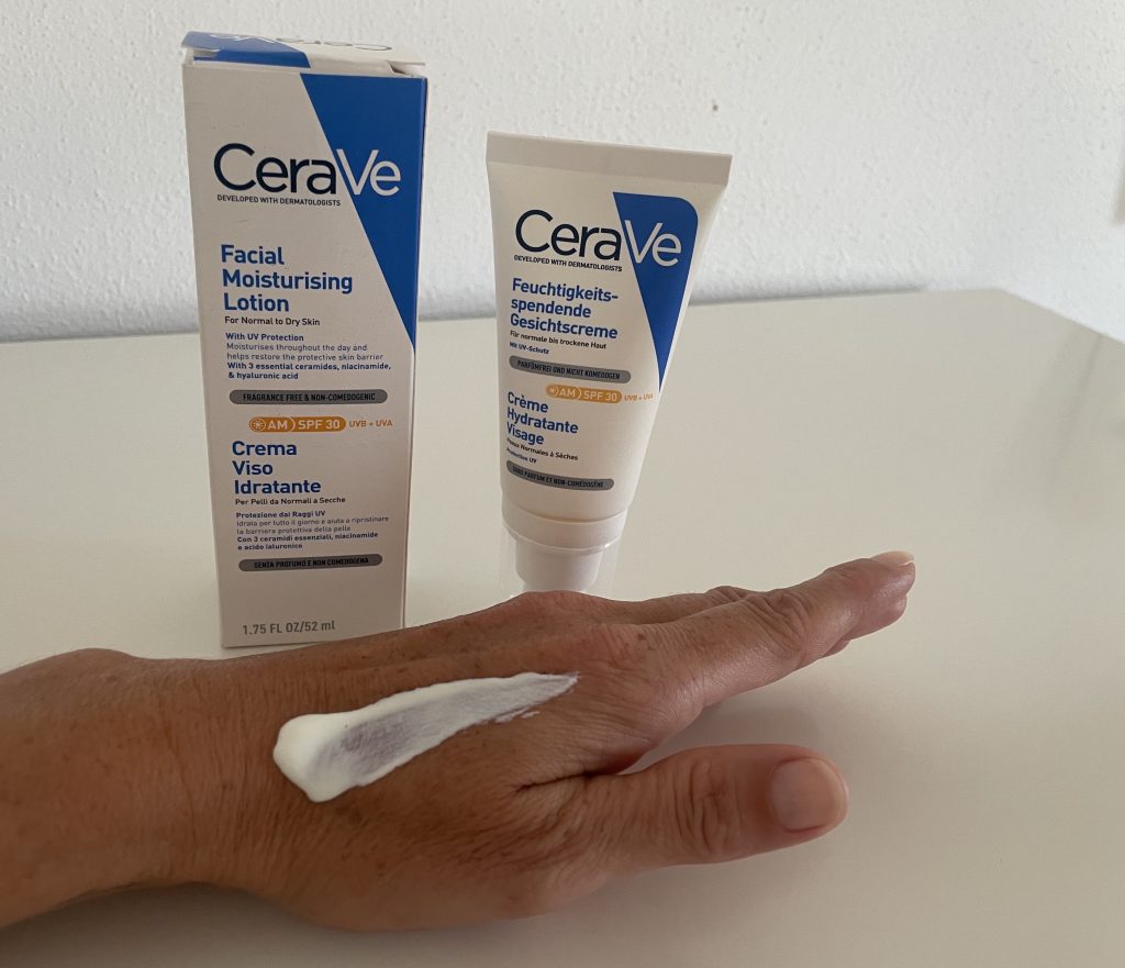 CeraVe Feuchtigkeitsspendende Gesichtscreme Textur