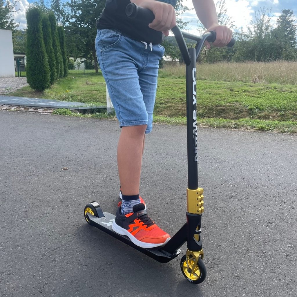 Cox Swain Stunt Scooter X-385