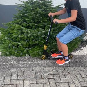Cox Swain Stunt Scooter X-385 auf verschiedenen Untergründen
