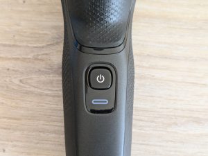 Display des Philips Shaver Series 3000 Modell S314500 Rasierers