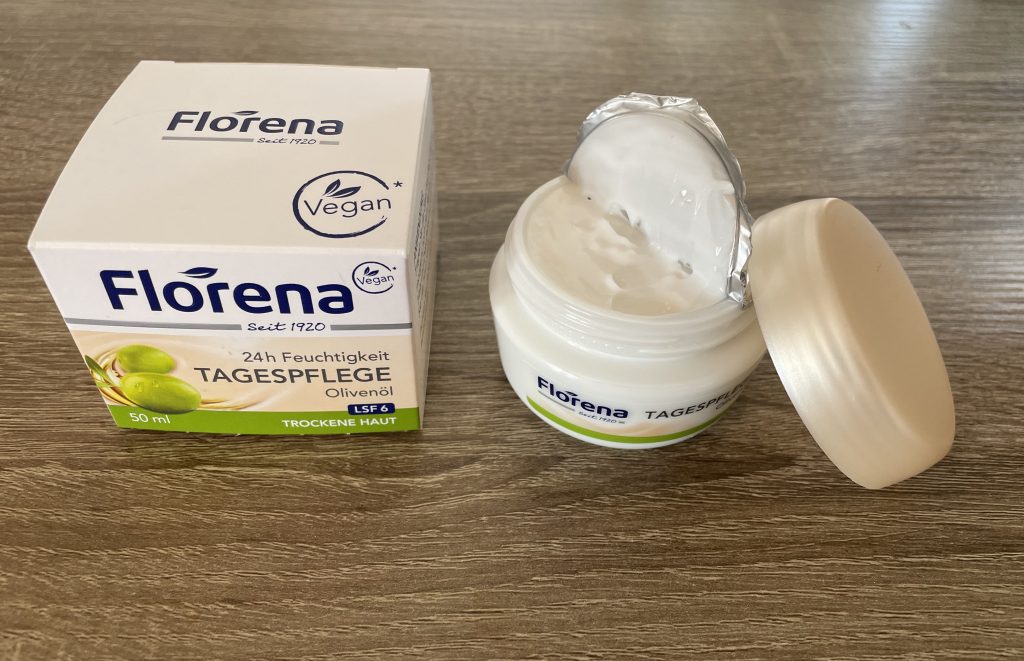 Florena 24 h Feuchtigkeit Gesichtscreme geöffneter Cremetiegel