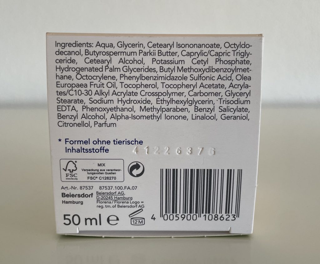 Florena 24 h Feuchtigkeit Gesichtscreme in der Verpackung von unten