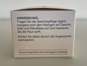 Florena 24 h Feuchtigkeit Gesichtscreme in der Verpackung von der Seite