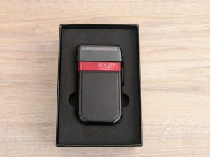 Geöffnete Verpackung des ADLER AD 2923 Rasierers