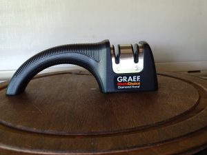 Graef Pronto Messerschärfer Seitenansicht