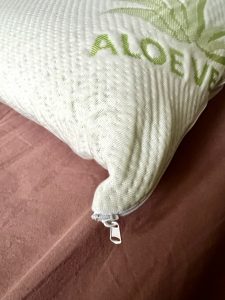 MaxxGoods AloeVera15 orthopädisches Nackenstützkissen Reißverschluss
