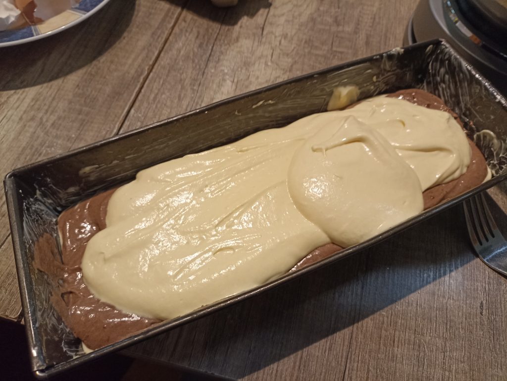 Kenwood Titanium Chef Patissier XL Küchenmaschine, Teig für Marmorkuchen