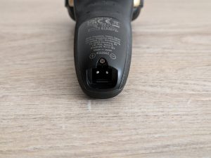 Ladeanschluss des Panasonic ES-LV67A803 Rasierers