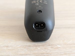 Ladeanschluss des Philips Shaver Series 3000 Modell S314500 Rasierers