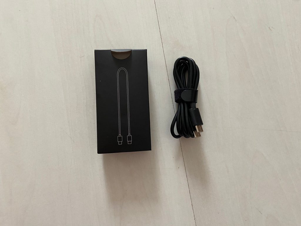 Ladekabel der Theragun Relief Massagepistole