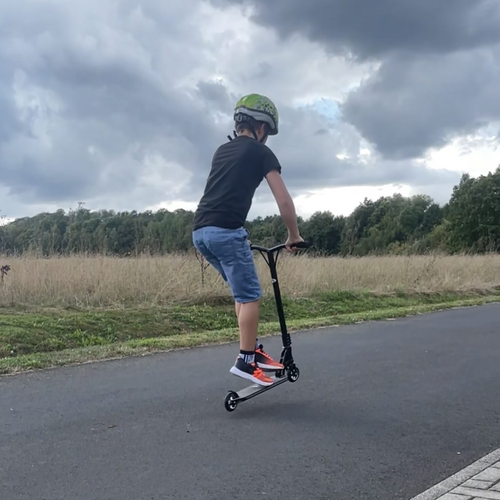 Land SurferPro Stunt-Scooter Stunt