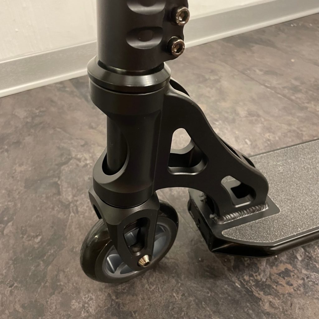 Land SurferPro Stunt-Scooter Verbindung