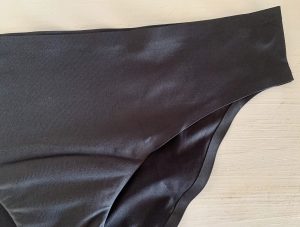 MyMonthlys-Periodenunterwäsche Nahaufnahme verklebte Nähte