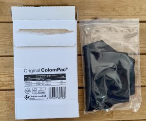 MyMonthlys-Periodenunterwäsche ausgepackt im Folienbeutel mit Karton